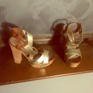 Chinese Laundry platform heels size 10